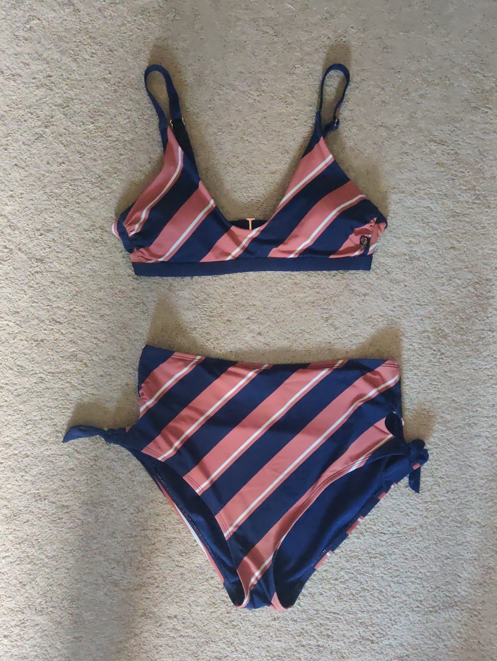High-waist Scoop-neck 2 piece from La Vie en Rose